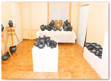 wystawa-ceramiki-siwej-pawla-piechowskiego-woak-15